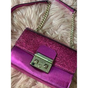 GUESS crossbody bag